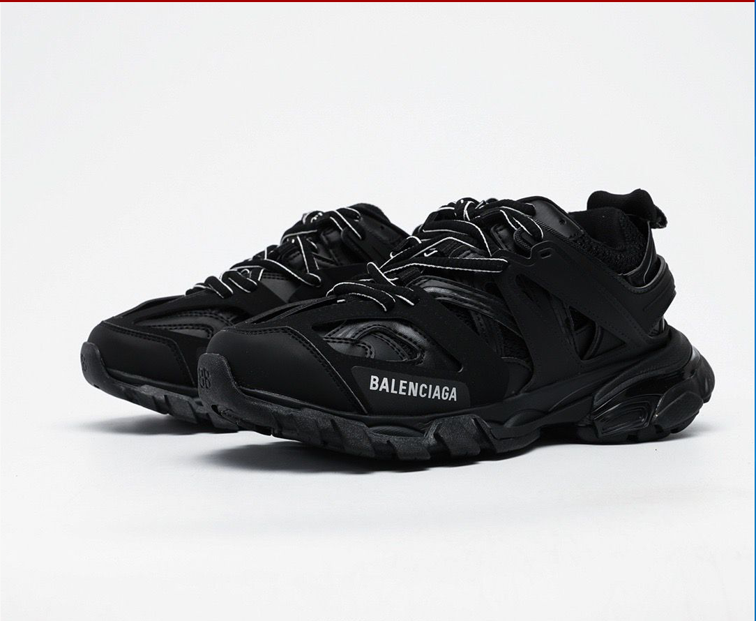 BALENCIAGA track “runner”