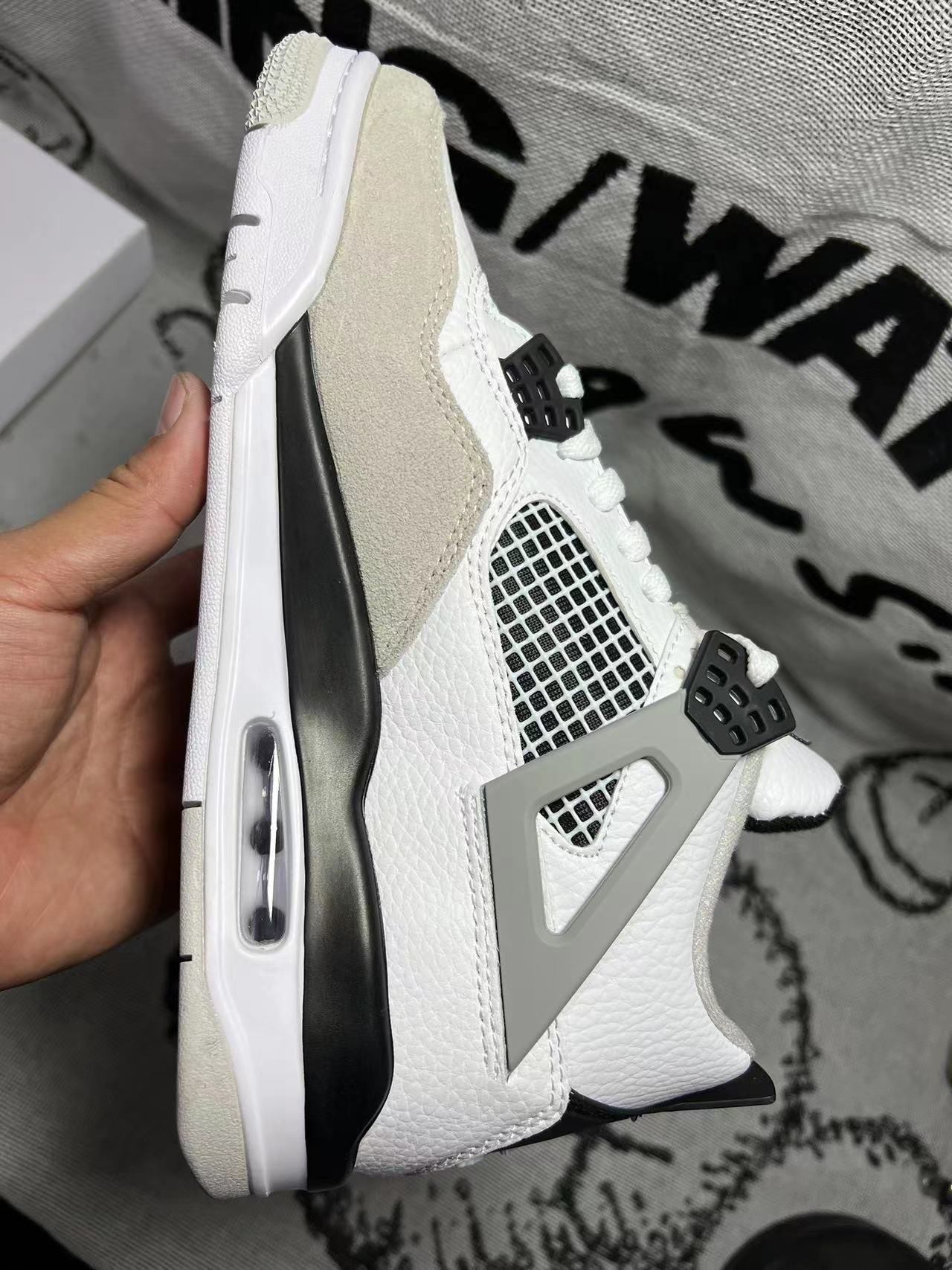 AJ4 “military black”