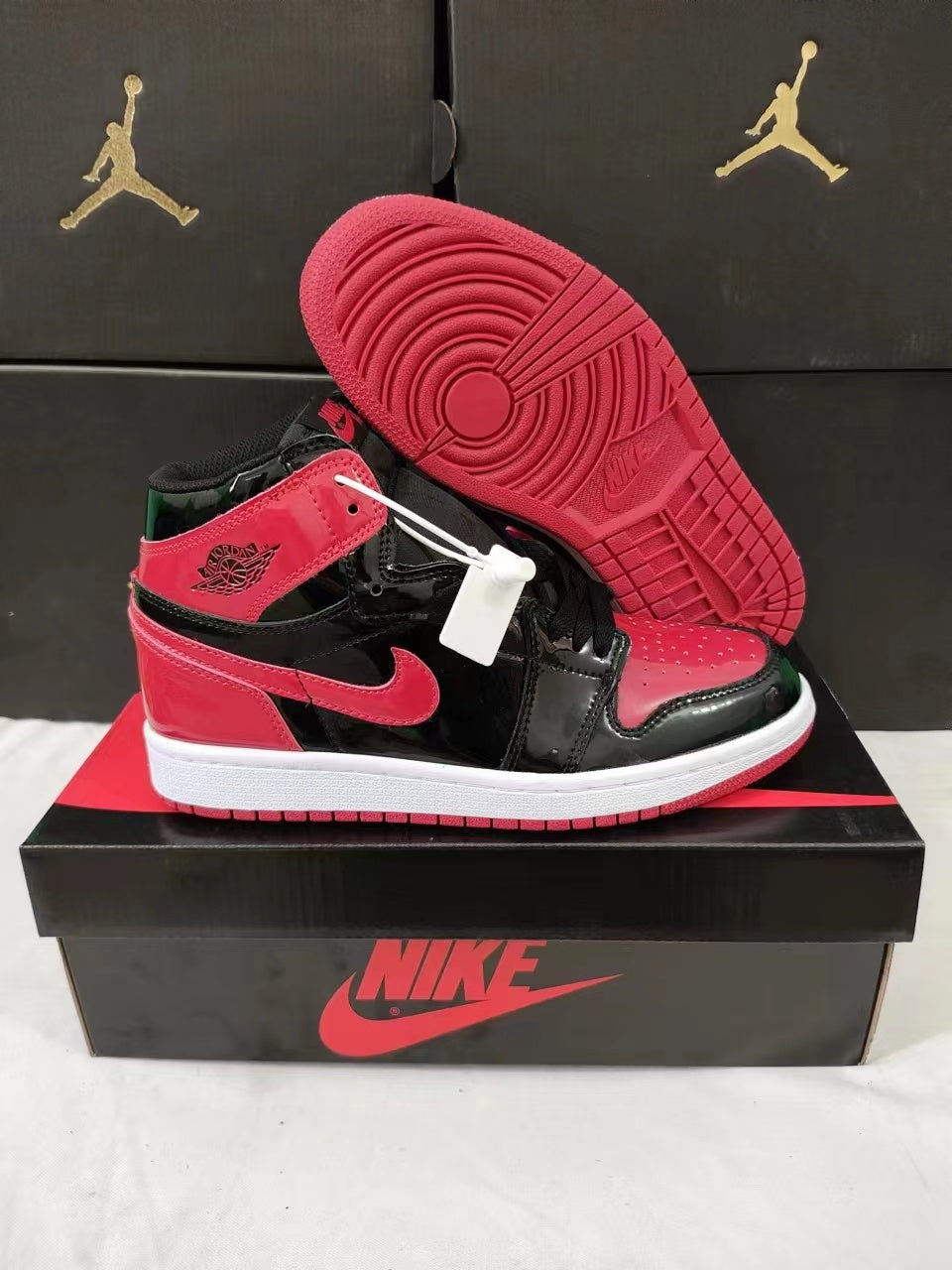 AJ1 “BRED”