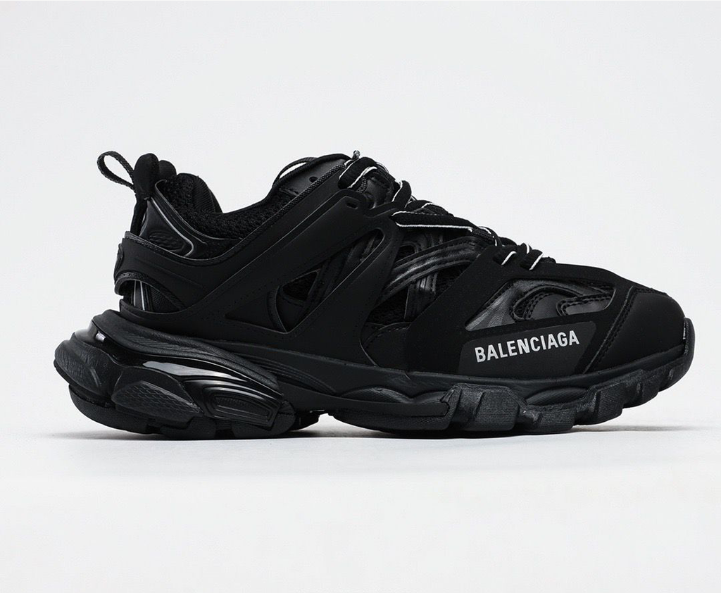 BALENCIAGA track “runner”