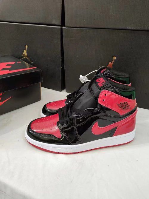 AJ1 “BRED”