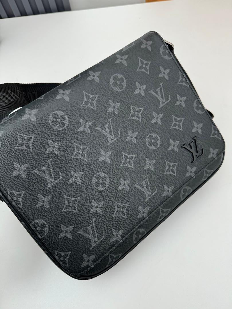 “LV” crossbody bag